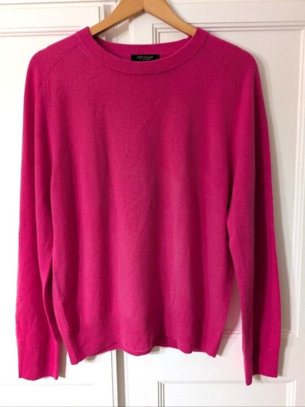 Ann Taylor 100% Cashmere Hot Pink Crewneck Sweater Minimalist XXL